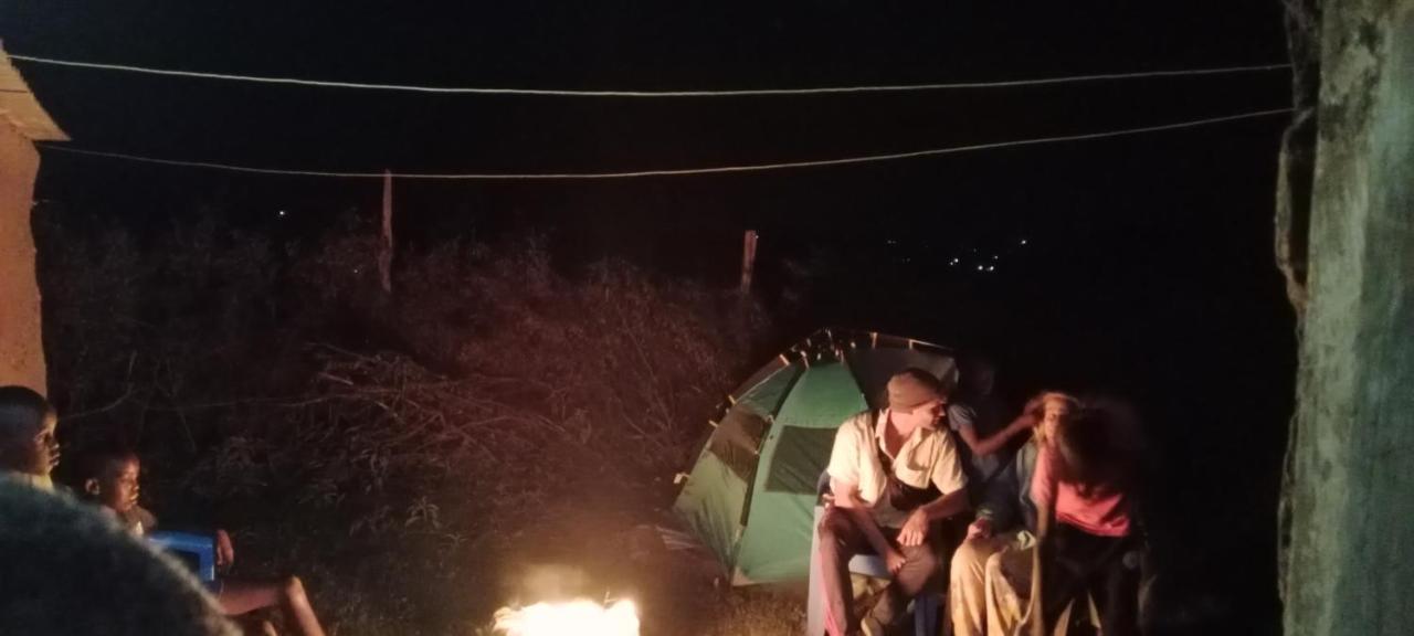 Maasai Homestay Camping Sekenani Esterno foto