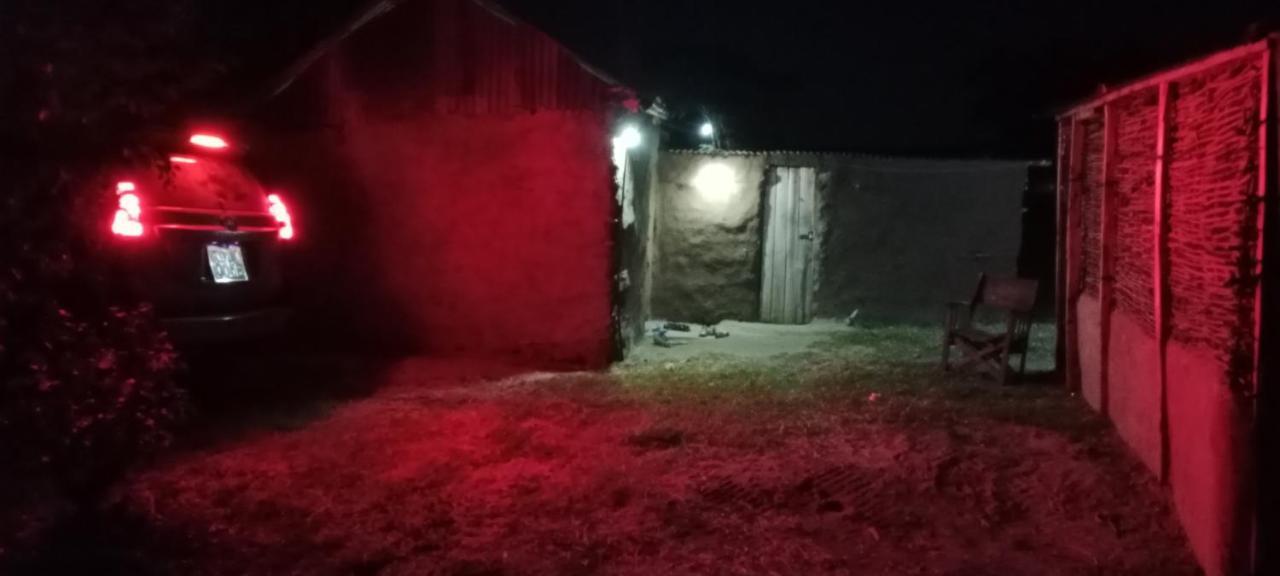 Maasai Homestay Camping Sekenani Esterno foto